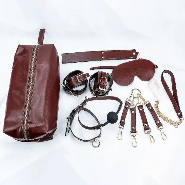 Túi đồ chơi bạo dâm da nâu 8 món