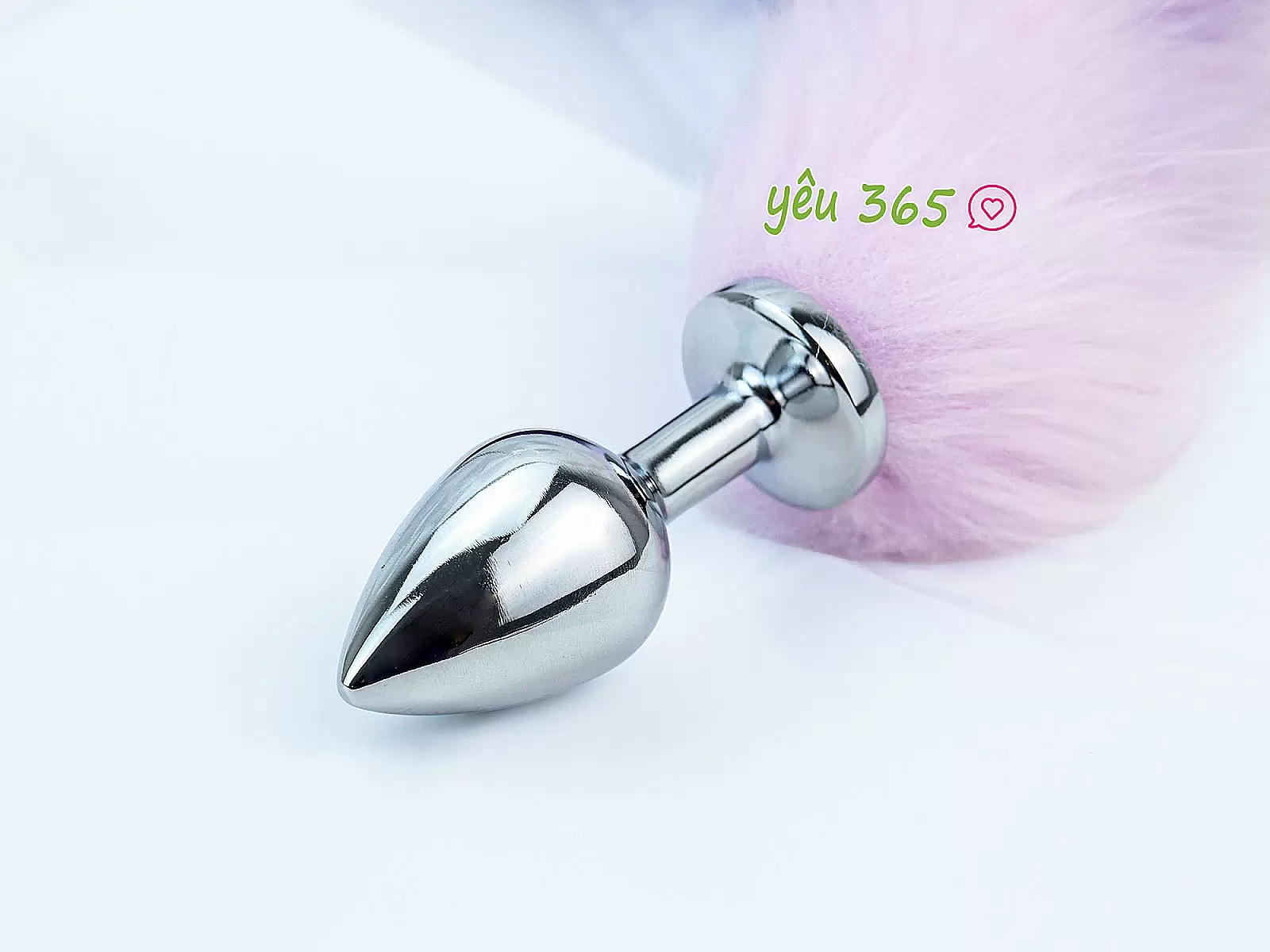 Đồ chơi kích hậu đuôi chồn tím inox