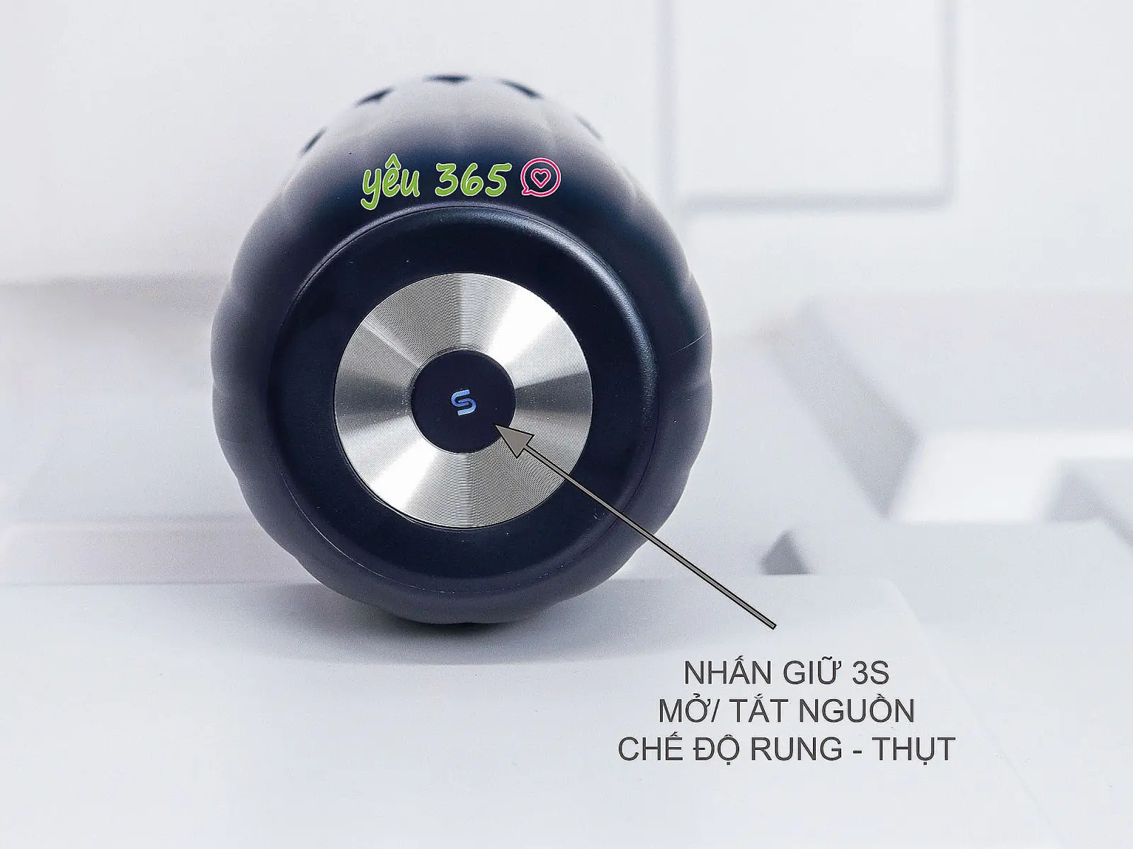 Âm đạo giả Svakom Alex Neo 2 rung thụt điều khiển điện thoại