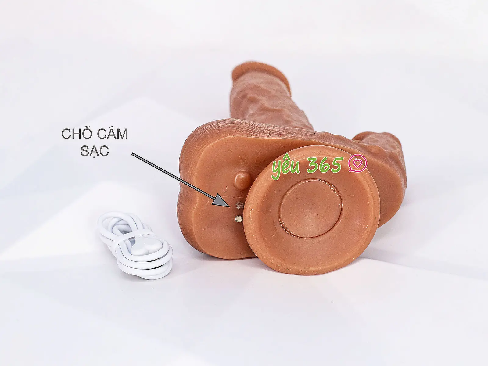 Dương vật giả có đế Dildo đầu và nhánh lưỡi liếm kèm điều khiển từ xa