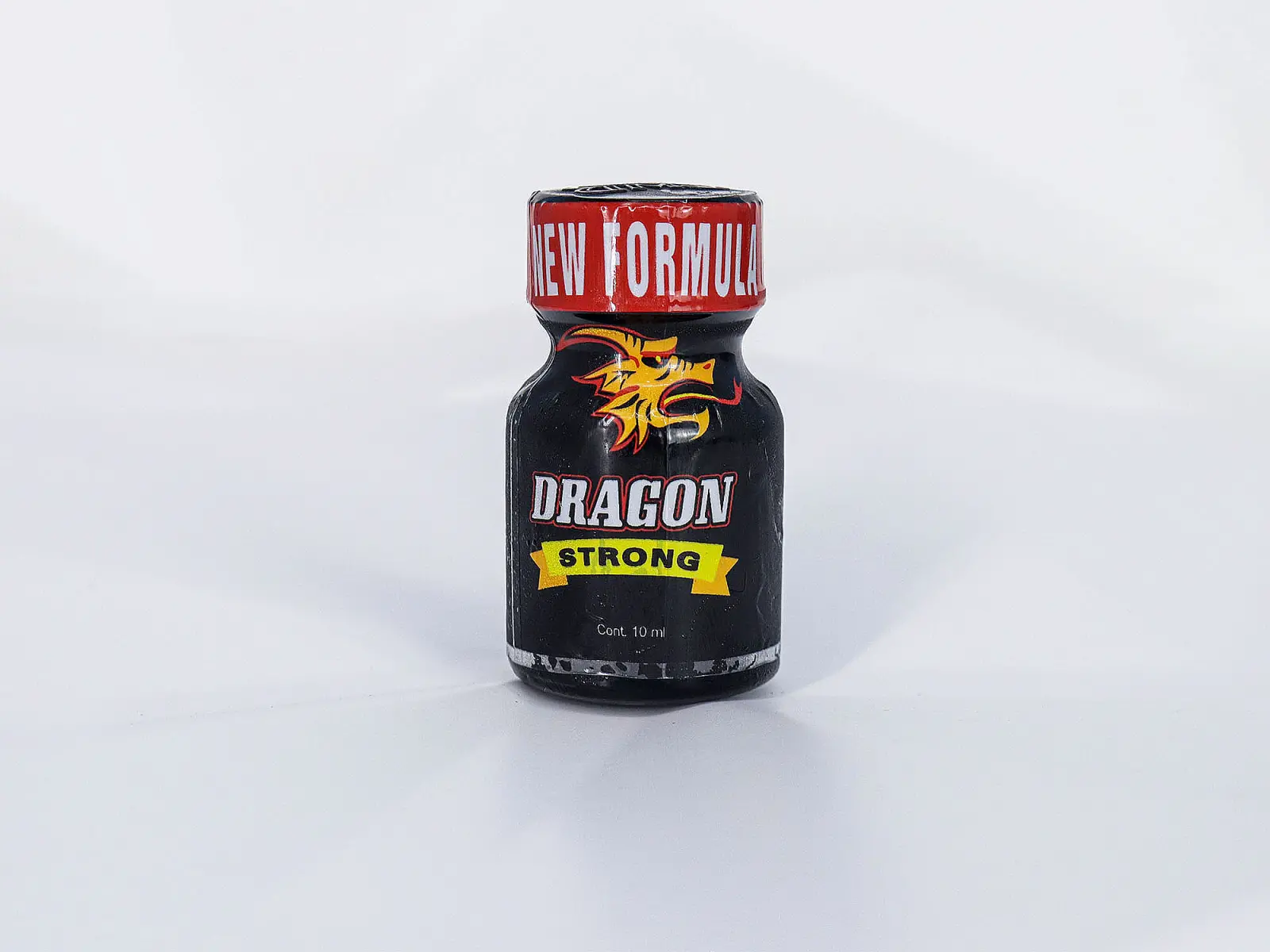 Chai h&iacute;t Dragon Strong 10ml tăng cảm gi&aacute;c phấn kh&iacute;ch