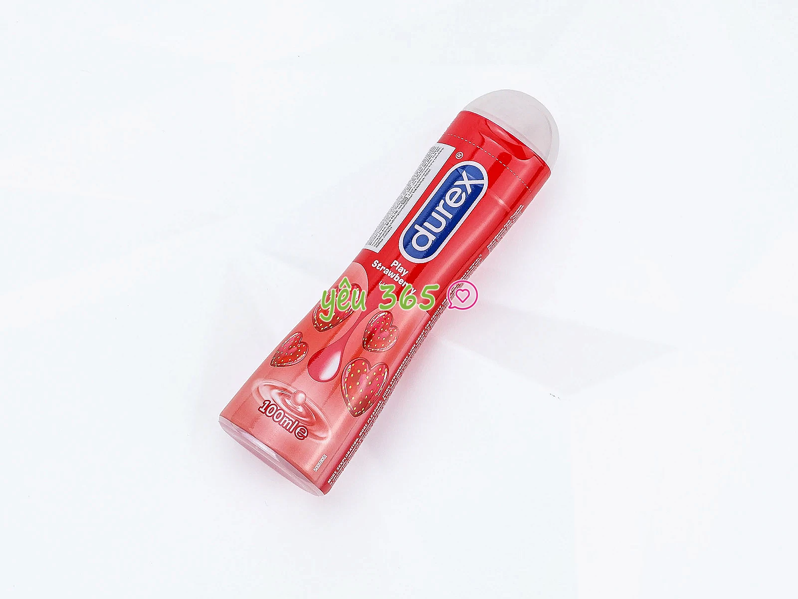Gel bôi trơn DUREX Play Saucy Strawberry gốc nước mềm mịn giúp tạo cảm giác tự nhiên