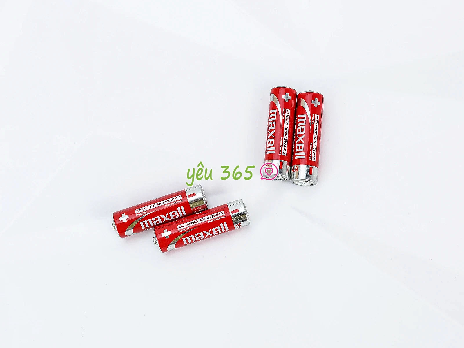 Vỉ 4 cục pin AA MAXELL