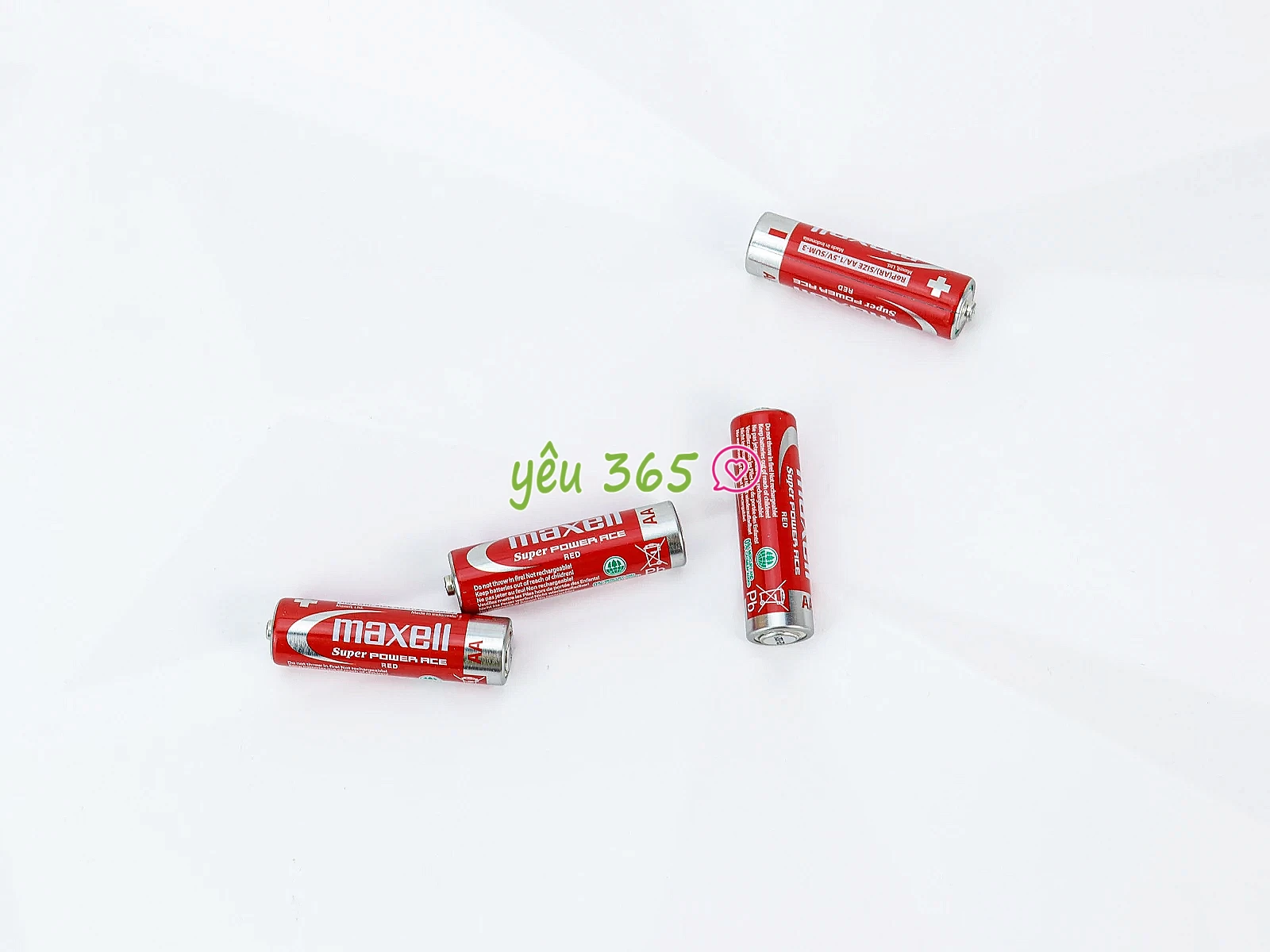 Vỉ 4 cục pin AA MAXELL