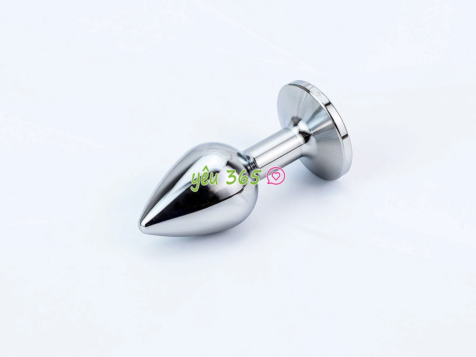 Đồ chơi kích hậu Inox size 2.55 cm đế pha lê nhiều màu sắc
