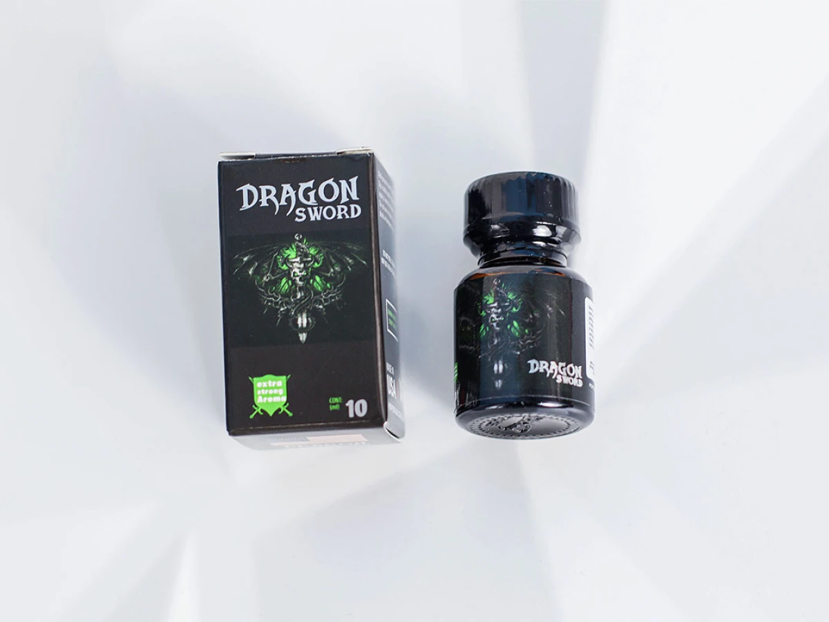 Chai hít Popper Dragon Sword 10ml tăng cảm giác hưng phấn