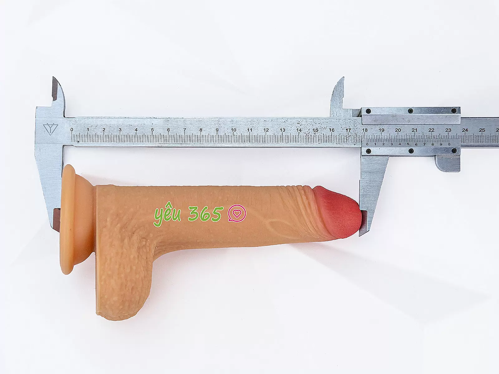 Dương vật giả có đế Lovetoy Nature Cock 7 inch có bìu