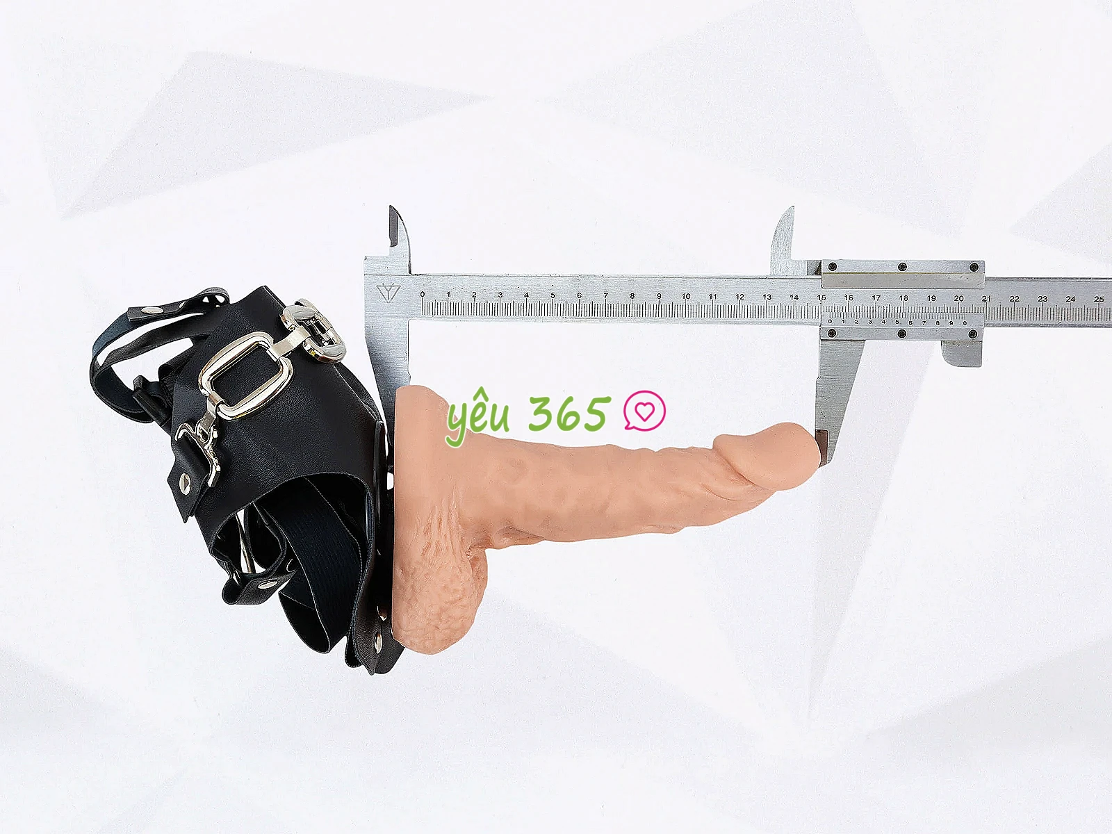 Dương vật giả có dây đeo đặc ruột Ultra Harness không rung