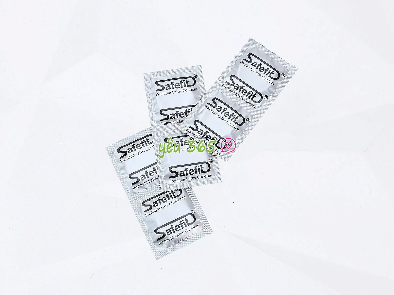 Bao cao su Safefit 003 Extra Thin siêu mỏng, siêu nhạy, chân thật hơn