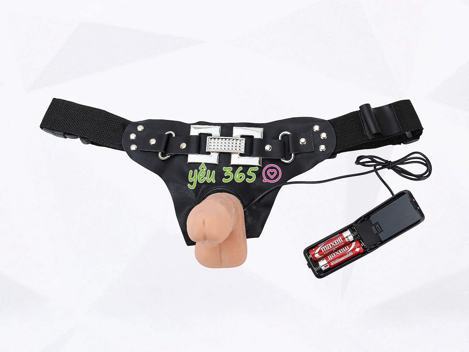 Dương vật giả có dây đeo Ultra Passionate Harness có rung