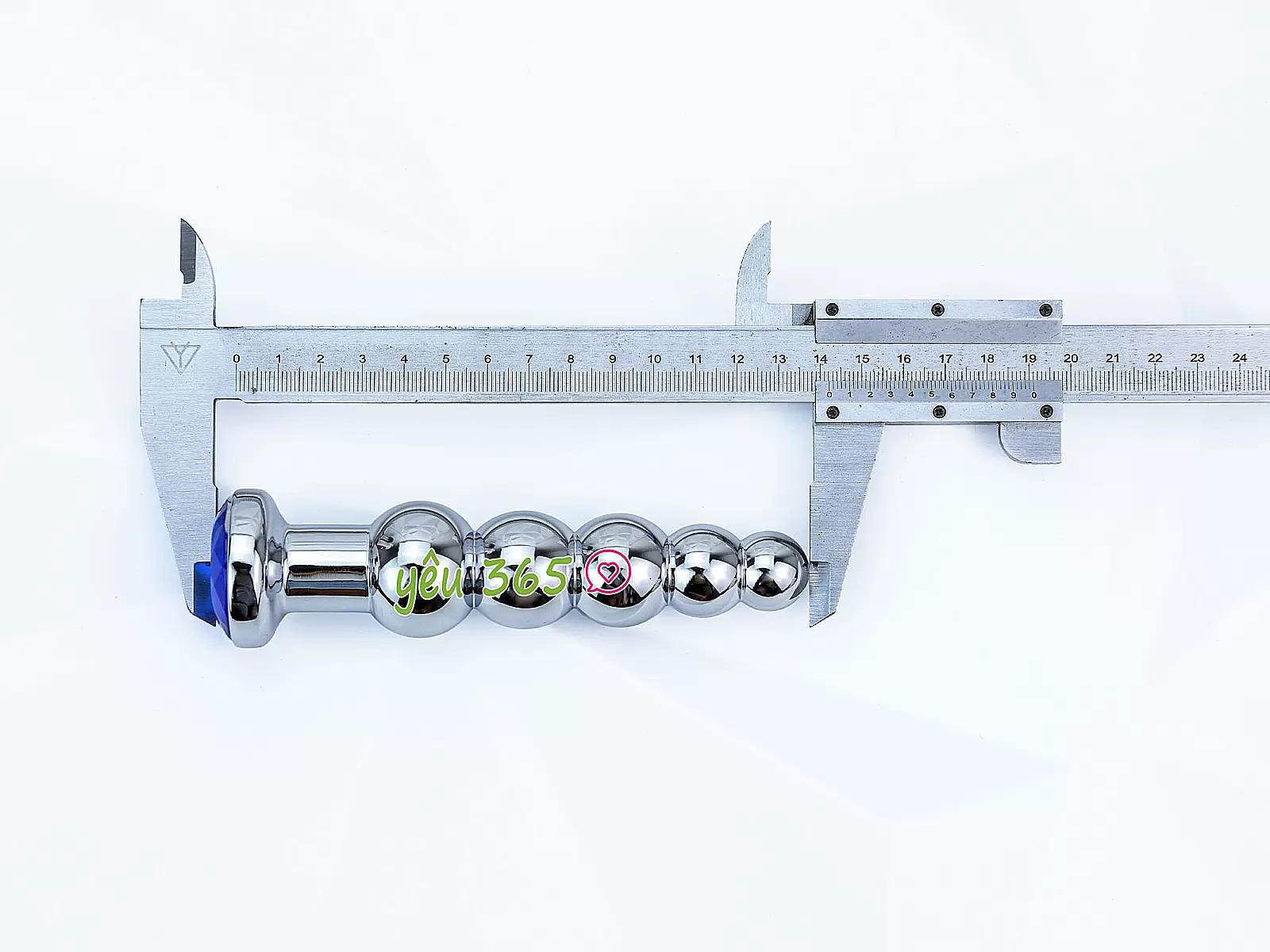 Dụng cụ kích thích hậu môn Inox chân dế pha lê