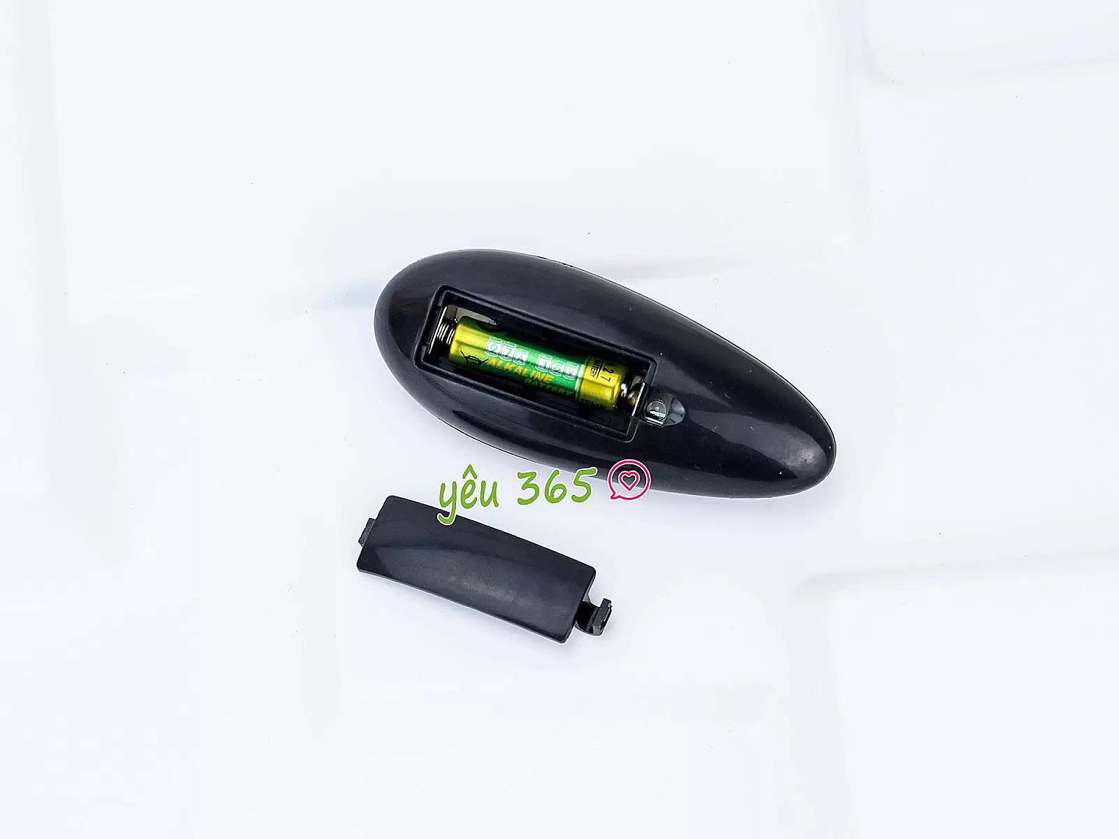 Dương vật giả có đế rung thụt cực mạnh phát nhiệt kèm điều khiển từ xa