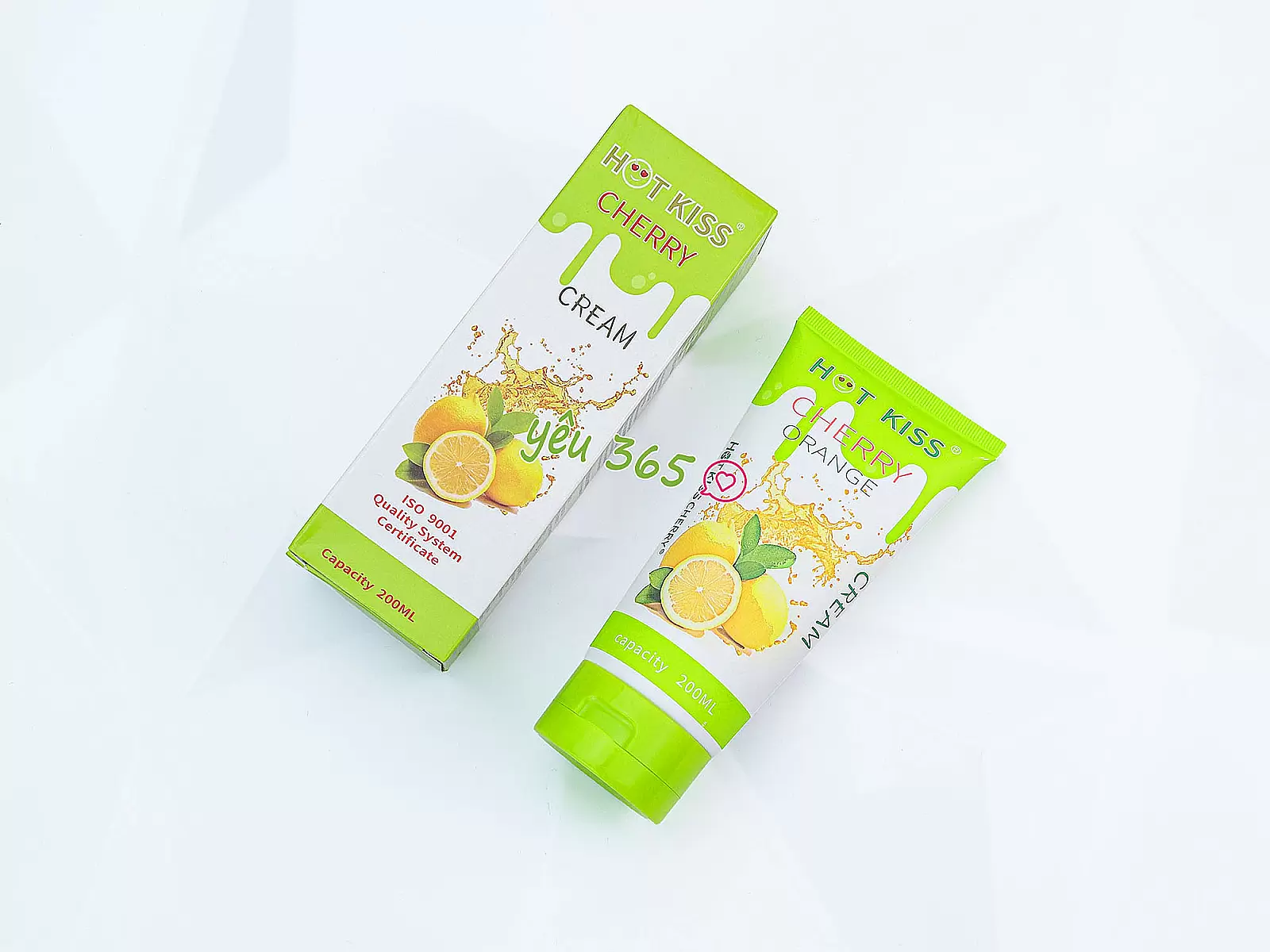 Gel bôi trơn Hot Kiss hương cam chai lớn 200ml