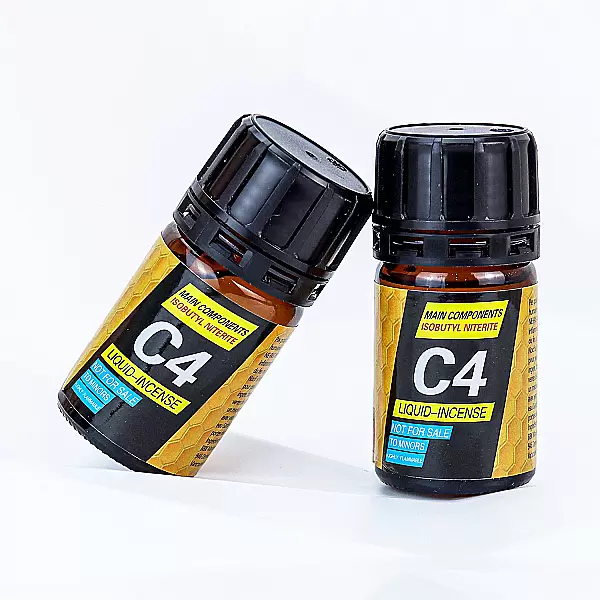 Chai hít C4 Liquid Incense 40ml kích thích hưng phấn mạnh mẽ