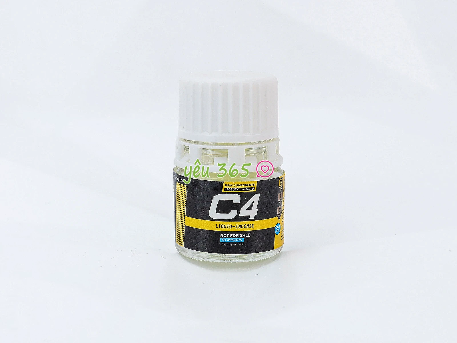 Chai hít khô C4 vàng dạng viên mang đến cảm giác hưng phấn và thư giãn
