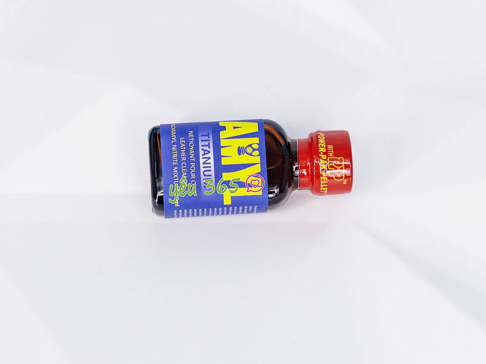 Chai hít Amyl Titanium 30ml kích thích tăng cảm giác hưng phấn