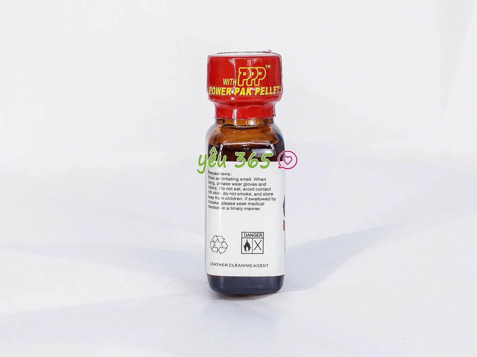 Chai hít Toro 30ml tăng cảm giác phấn khích cho gay