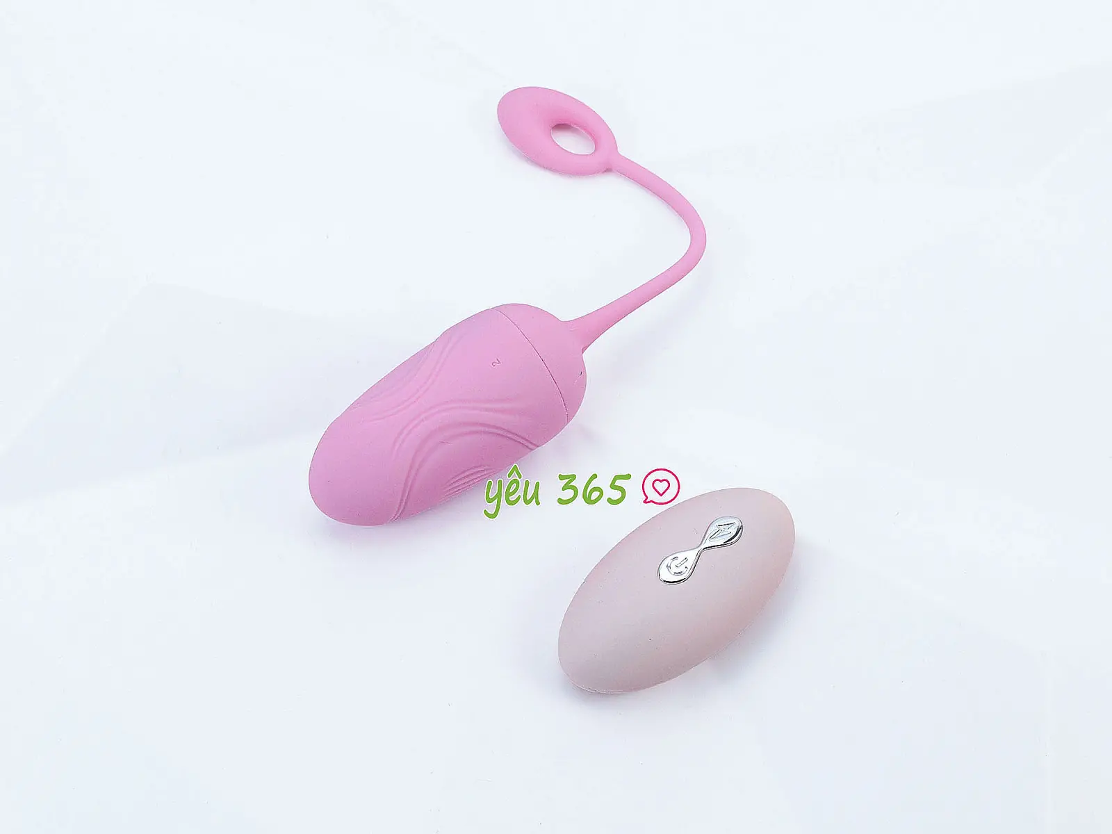 Trứng rung tình yêu Small Fish kèm điều khiển