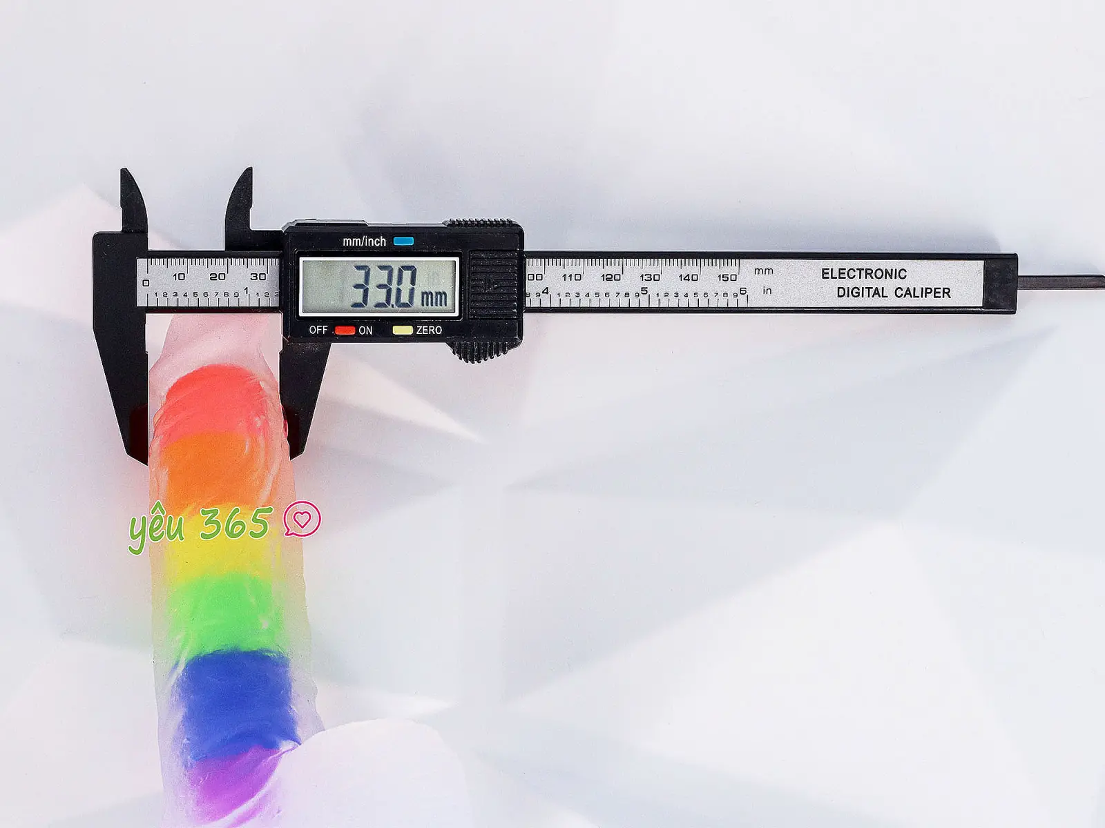 Dương vật giả có đế Jelly Dildo trong suốt 7 sắc màu cầu vồng